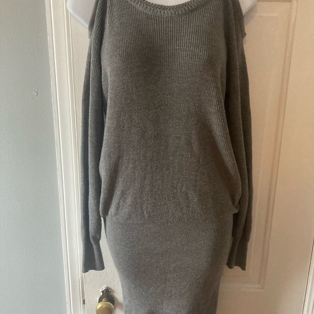 Jessica Simpson cold shoulder cutout dress